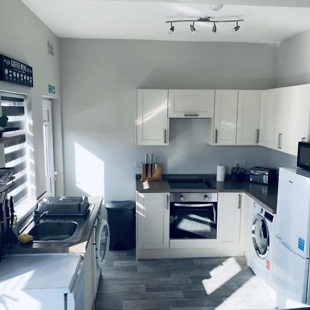 Kim Family Holiday Get-Away 4 Bedrooms 2 Baths Blackpool Eksteriør billede