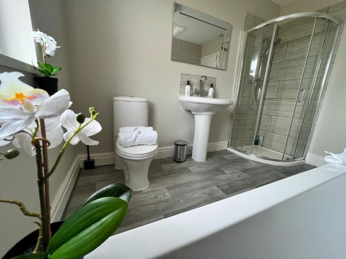 Kim Family Holiday Get-Away 4 Bedrooms 2 Baths Blackpool Eksteriør billede