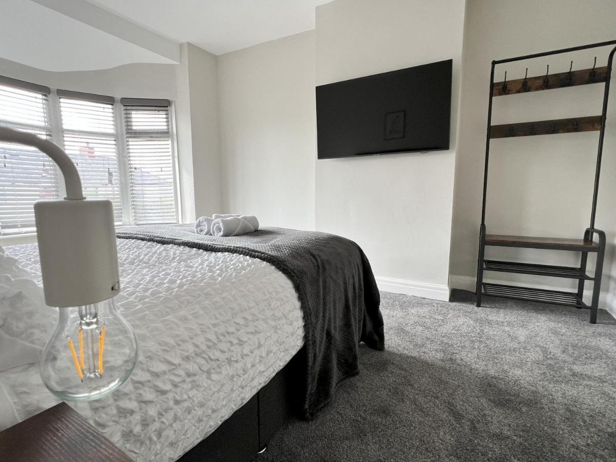 Kim Family Holiday Get-Away 4 Bedrooms 2 Baths Blackpool Eksteriør billede
