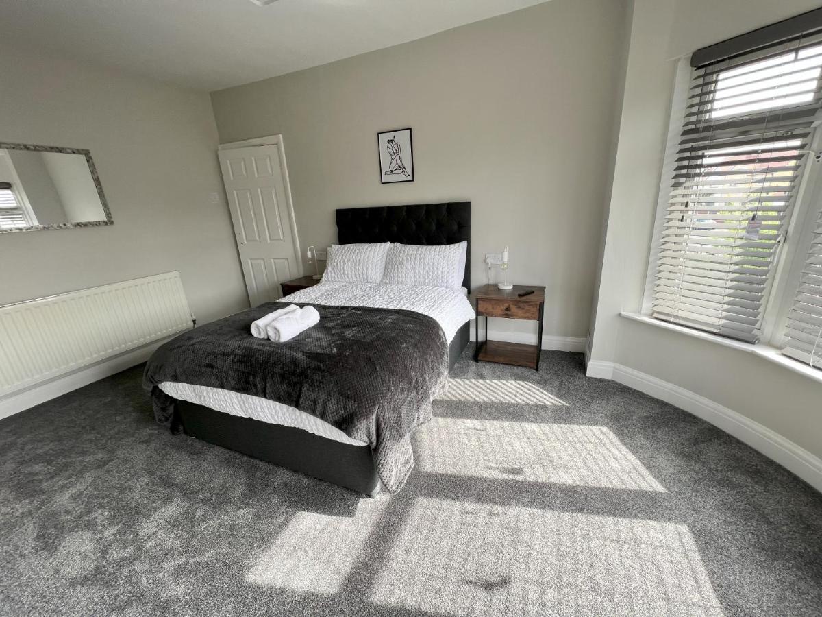 Kim Family Holiday Get-Away 4 Bedrooms 2 Baths Blackpool Eksteriør billede