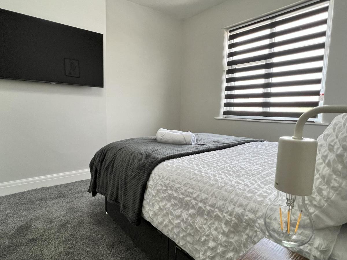 Kim Family Holiday Get-Away 4 Bedrooms 2 Baths Blackpool Eksteriør billede