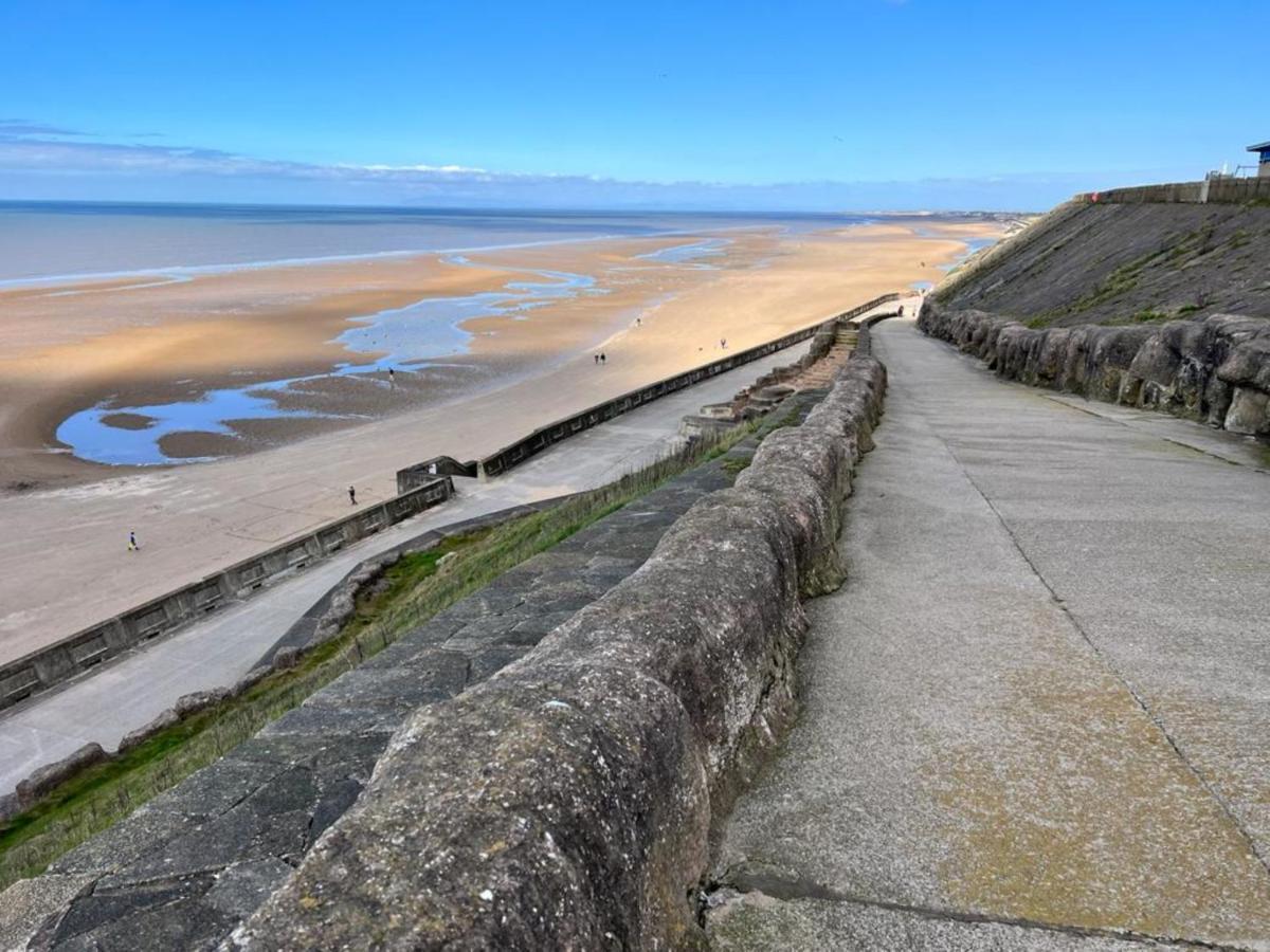 Kim Family Holiday Get-Away 4 Bedrooms 2 Baths Blackpool Eksteriør billede